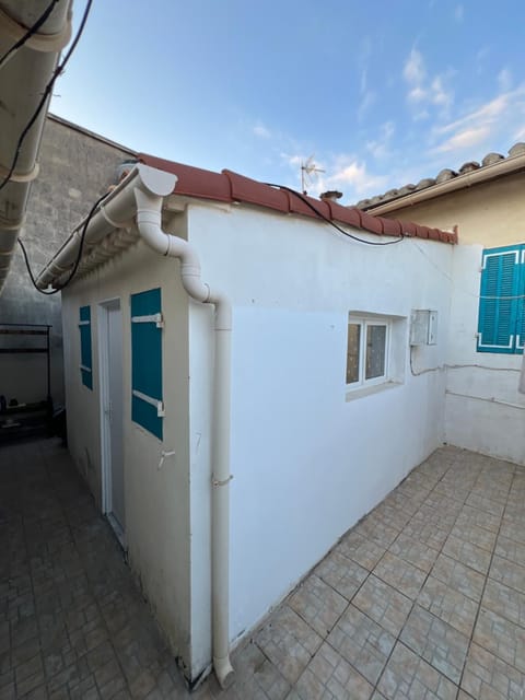 Casa Bianca Apartment in Marseille