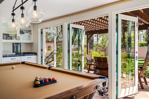 Hidden Gable Estate House in Palm Springs