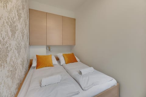 Bed, Photo of the whole room, Bedroom, towels, wardrobe