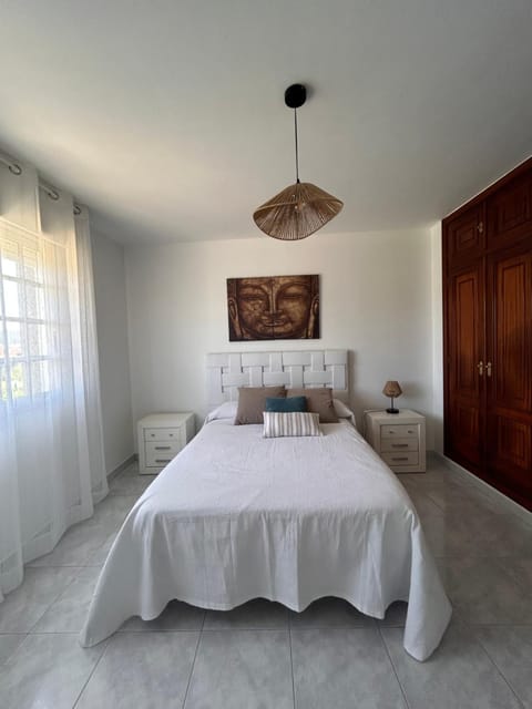 A Loureira House in Portonovo