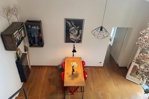 Library, Dining area