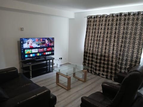 Communal lounge/ TV room, TV and multimedia, Living room, Seating area, Evening entertainment, Internal: Not applicable to any particular room