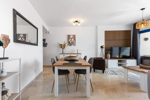 Duquesa Suites Seaview Apartment in Costa del Sol