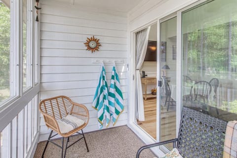 3 Mi to Beach Access Little River Retreat! Apartment in Little River