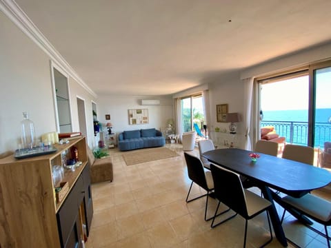 Living room, Sea view, air conditioner