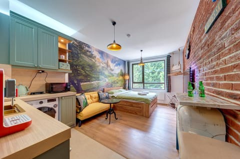 Kitchen or kitchenette, Seating area