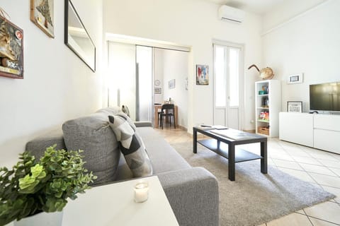 TV and multimedia, Seating area