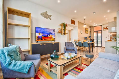 VILLA 139 LA VAGUE - FRONT DE MER - appartement contemporain et terrasse sur cour - 2 à 6 personnes - Rez-de-chaussée Apartment in Houlgate