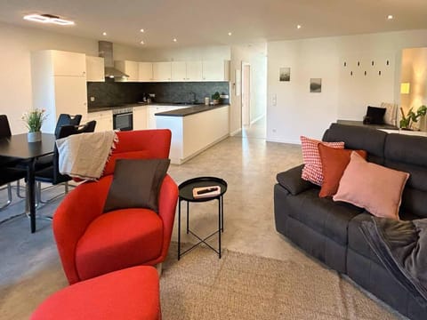 Kitchen or kitchenette, Living room, Seating area
