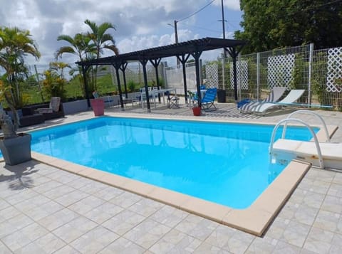 Pool view, Swimming pool, sunbed