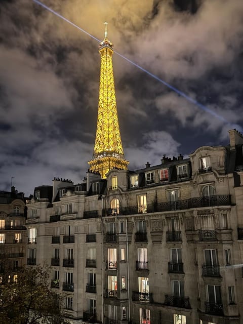 Suite 140m2 vue sur Tour Eiffel Apartment in Paris