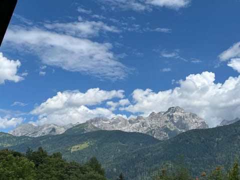 Nearby landmark, Natural landscape, Mountain view
