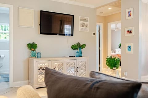 Cozy Retreat in the city House in Lakeland