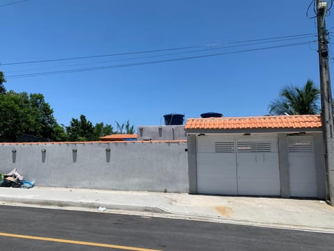 Casa com piscina em Saquarema House in Saquarema