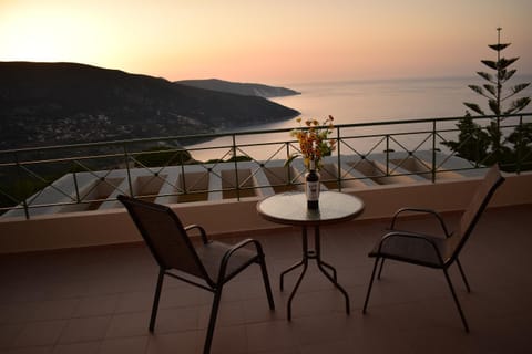 Balcony/Terrace, Sea view, Sunset