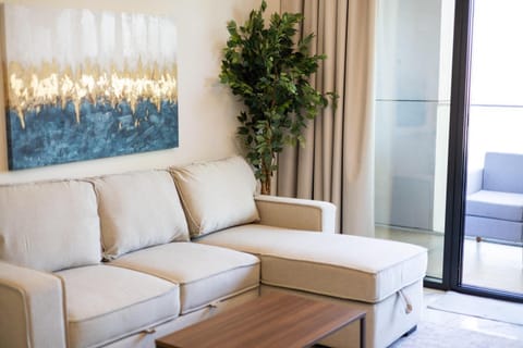 Spacious 1Bd Al Maryah Island Apartment in Abu Dhabi