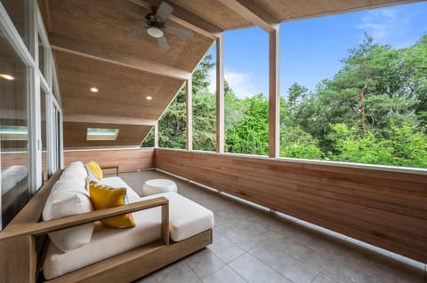 1010 Rosehill Dr House in Boulder