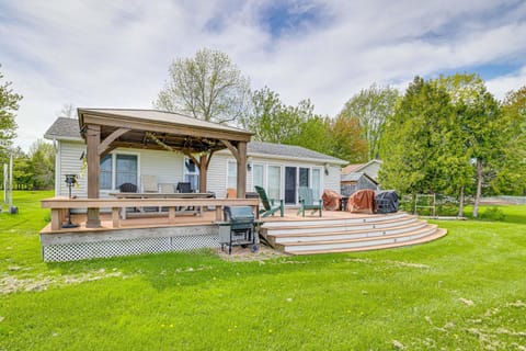 Lake Champlain Family Retreat with Deck and Yard House in Alburg