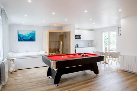 Amour et spa prestige à Honfleur Villa in Honfleur