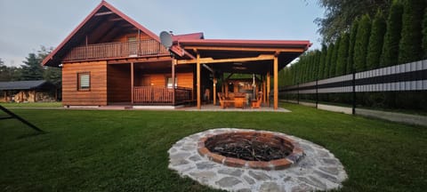 Property building, BBQ facilities, BBQ facilities
