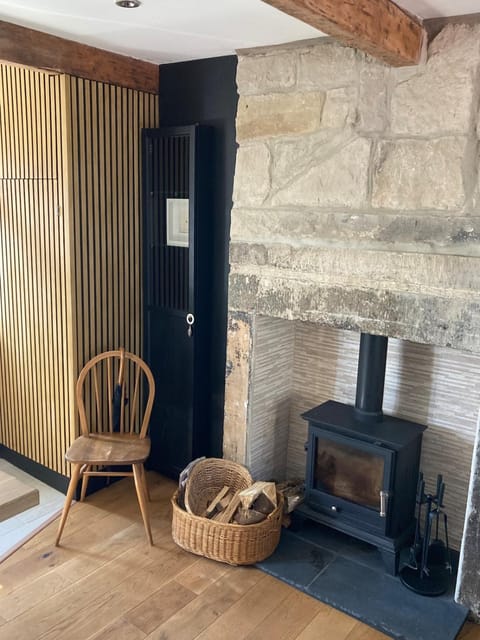 Hebden Bridge Riverside Cottage House in Hebden Bridge