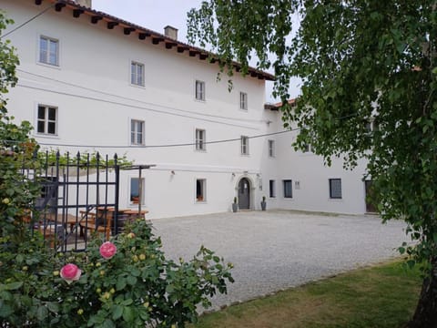 Property building, Inner courtyard view
