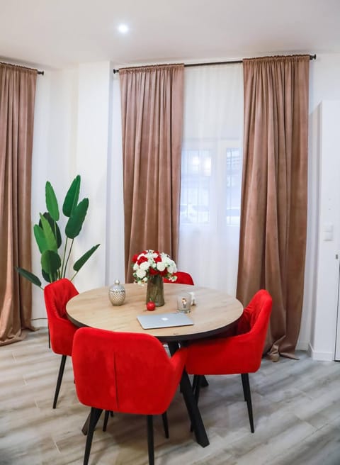 Living room, Decorative detail