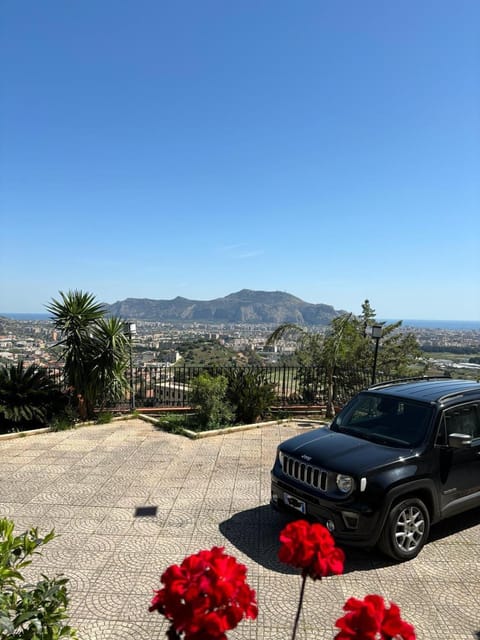 Day, Natural landscape, Mountain view, Parking