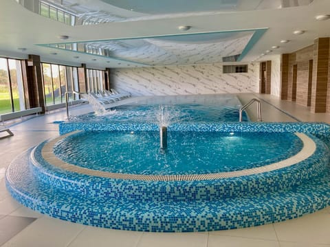 Spa and wellness centre/facilities, Pool view, Swimming pool