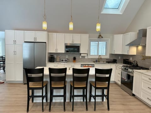 Kitchen or kitchenette, pet friendly