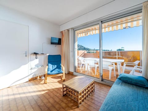 Appartement 6 personnes avec Wi-Fi, vue mer depuis terrasse - FR-1-827-25 Apartment in Roquebrune-Cap-Martin