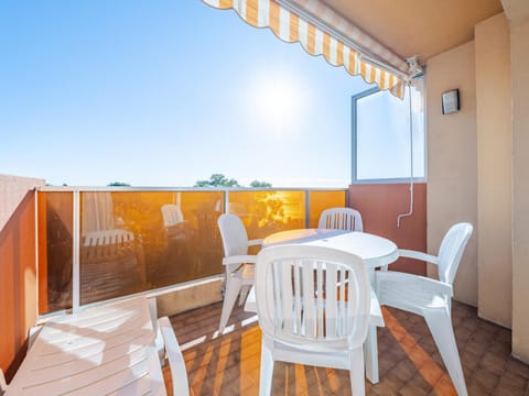 Studio bord de mer avec Wi-Fi pour 4 personnes - FR-1-827-62 Apartment in Roquebrune-Cap-Martin