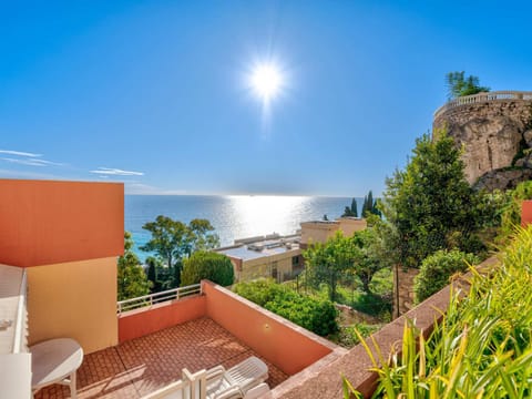 Studio 6 personnes avec Wi-Fi et vue mer à Roquebrune-Cap-Martin - FR-1-827-51 Apartment in Roquebrune-Cap-Martin
