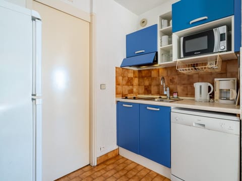 Studio 6 personnes avec Wi-Fi et vue mer à Roquebrune-Cap-Martin - FR-1-827-51 Apartment in Roquebrune-Cap-Martin