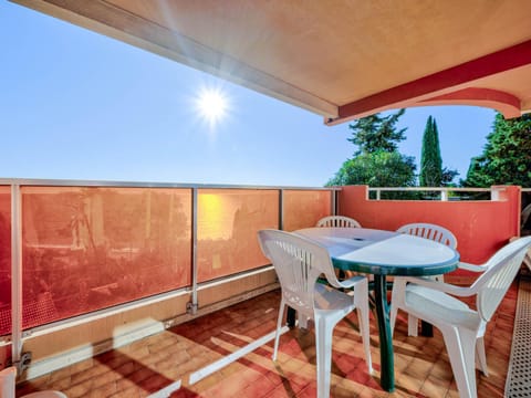 Studio 4 pers. avec Wifi et vue mer, Roquebrune-Cap-Martin - FR-1-827-66 Apartment in Roquebrune-Cap-Martin