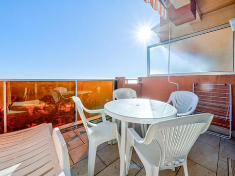 Studio pour 4 avec kitchenette et Wi-Fi illimité - FR-1-827-75 Apartment in Roquebrune-Cap-Martin