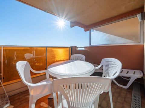 Studio bord de mer 4 pers, Wi-Fi inclus - FR-1-827-91 Apartment in Roquebrune-Cap-Martin