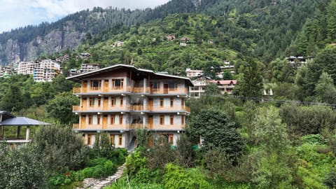 Property building, Natural landscape, Mountain view