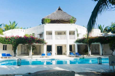 Pool view, Swimming pool