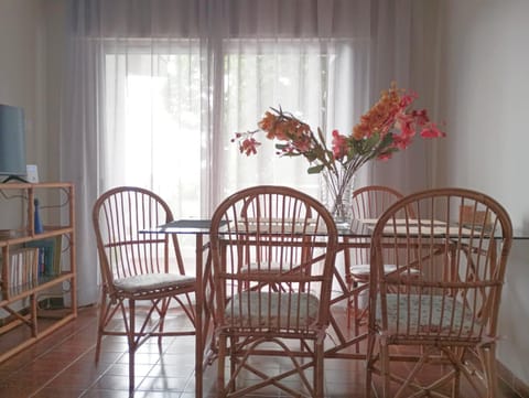 TV and multimedia, Living room, Dining area, Sea view