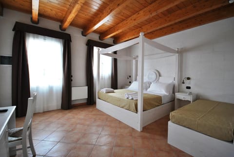 Bed, Photo of the whole room, Bedroom, towels, air conditioner
