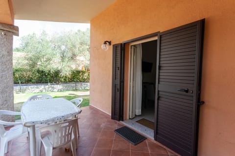Patio, Garden, View (from property/room), Balcony/Terrace, Dining area, Garden view