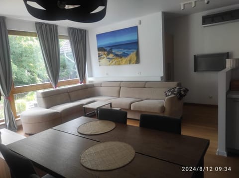 Apartament Nadmorski w Jastarni Apartment in Pomeranian Voivodeship