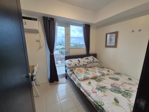 Bed, Bedroom, air conditioner