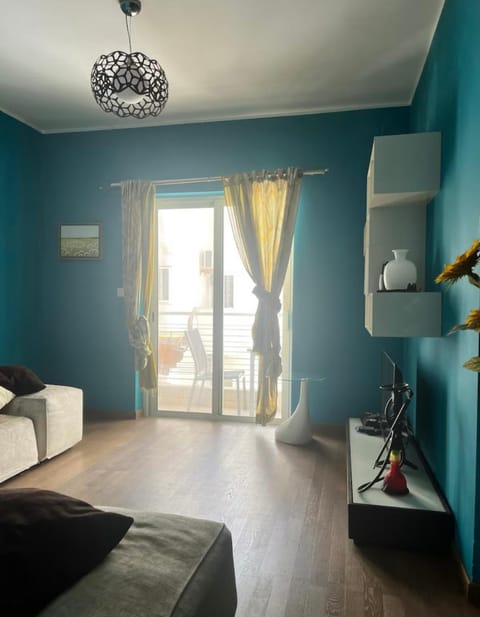 Private Room in sharing apartment CENTRAL MALTA Vacation rental in Sliema