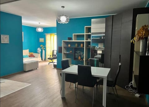 Private Room in sharing apartment CENTRAL MALTA Vacation rental in Sliema