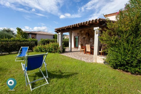 Property building, Spring, Day, Garden, Garden view