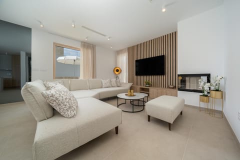 NEW! Villa Adore Makarska Villa in Makarska