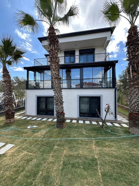 Luxury Villa to the Sea on the Island of Cunda,PEARL MANSİON Apartment in İzmir Province