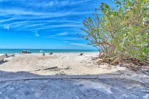 Azul Townhomes A3 and A4 - Sunrise/Sunset House in Redington Beach